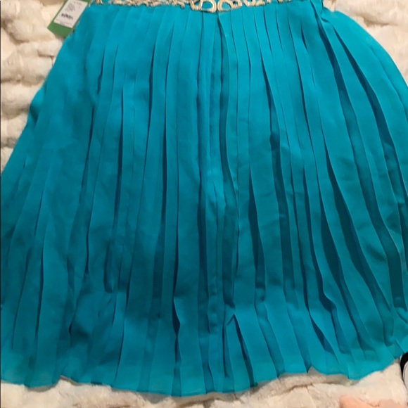 Dress - Picture 5 of 6